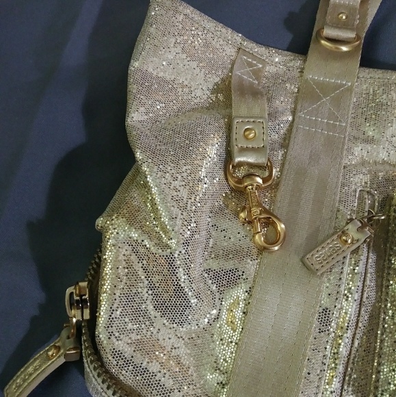 Shimmering Gold Series Bag - Picture 4 of 8
